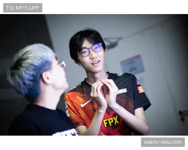 罗贝托转会传闻再起：新东家浮现与续约前景成焦点，近期状态引多方关注