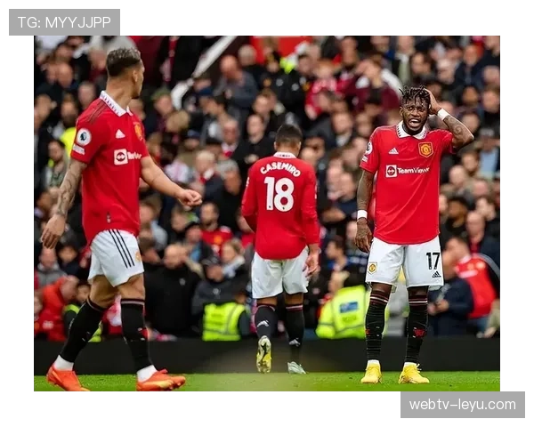 曼联已深陷危机，阵容混乱与管理层分歧何时才能解决？