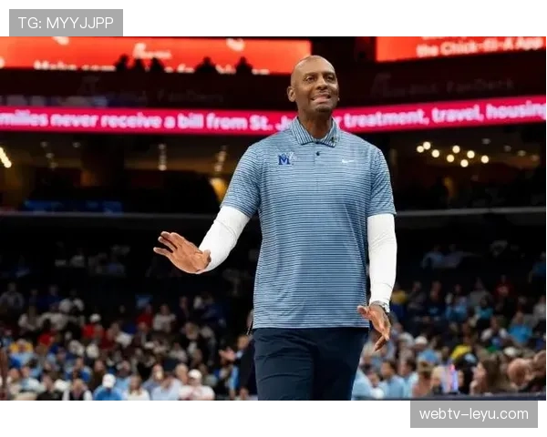 安芬尼·哈达威单打效率提升显著 拉开防守空间助力球队进攻